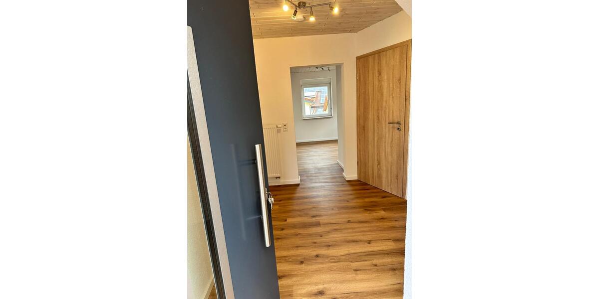 Etagenwohnung Limbach - 2 Zimmer, 68 m&sup2;, 700&euro; | Angebot:26660120