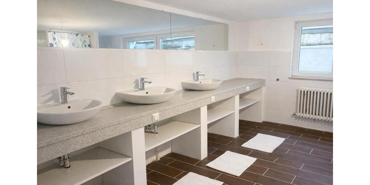 Wohnen auf Zeit Rothenburg ob der Tauber - 5 Zimmer, 260 m&sup2;, 65&euro; | Angebot:24664476