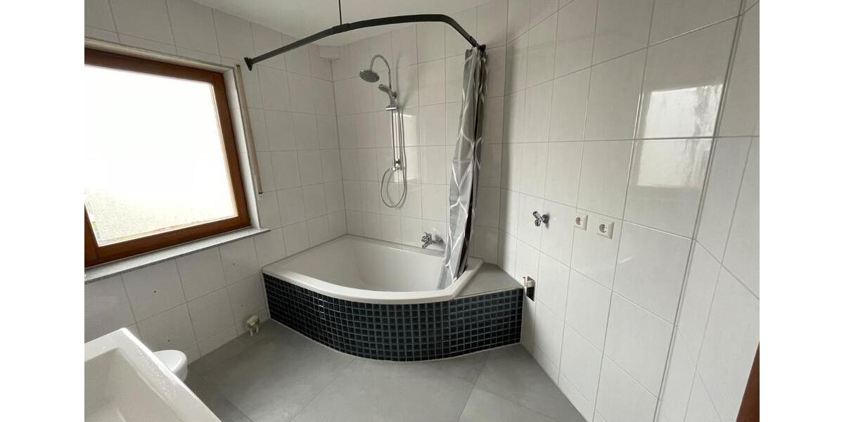 Etagenwohnung Künzelsau - 3 Zimmer, 83 m&sup2;, 770&euro; | Angebot:26444708