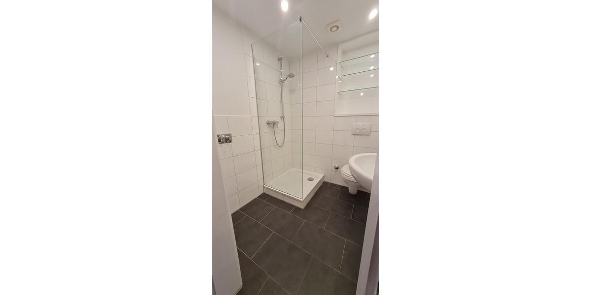 Etagenwohnung Düsseldorf Stadtbezirk 8 - 1 Zimmer, 58 m&sup2;, 783&euro; | Angebot:26548355