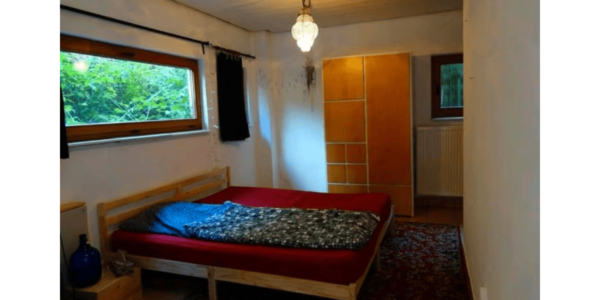 Wohnen auf Zeit Dieblich - 10 Zimmer, 400 m&sup2;, 600&euro; | Angebot:18957990