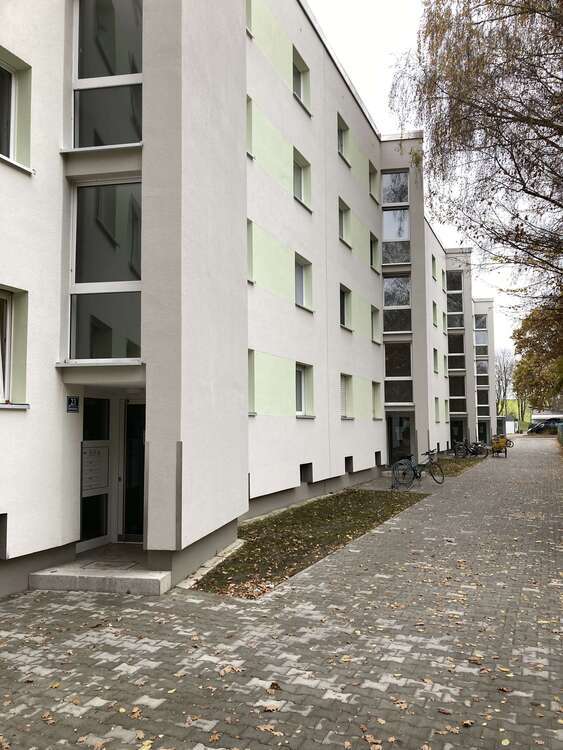 Wohnung zum Mieten in Ingolstadt 936 € 90 m² 4 zimmer
