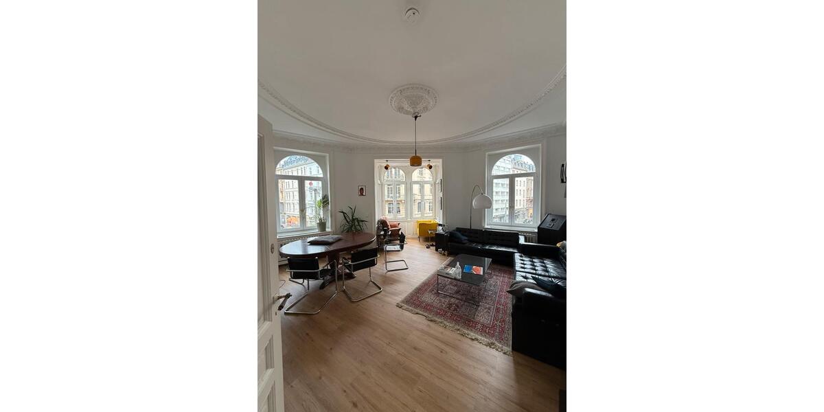 Wohnen auf Zeit Frankfurt am Main Innenstadt - 5 Zimmer, 150 m&sup2;, 735&euro; | Angebot:25405597