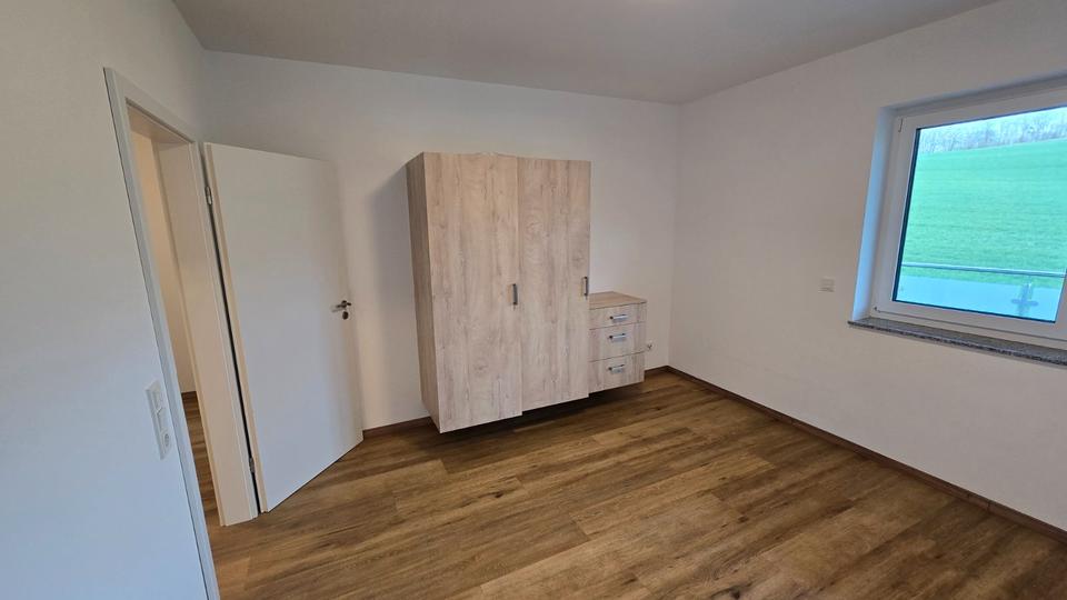 Etagenwohnung Elbtal - 2 Zimmer, 62 m&sup2;, 710&euro; | Angebot:26019513