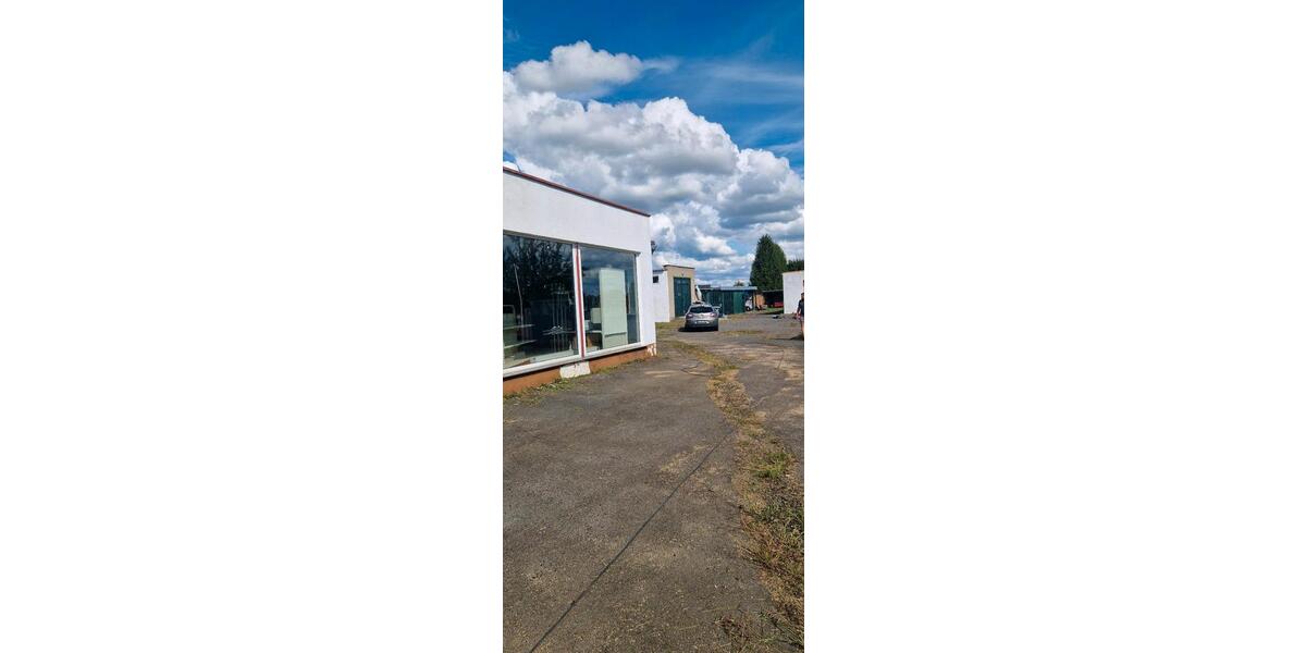 Voll ausgestattete KFZ-Werkstatt 2 Hebebühnen Luckau 3 zimmer