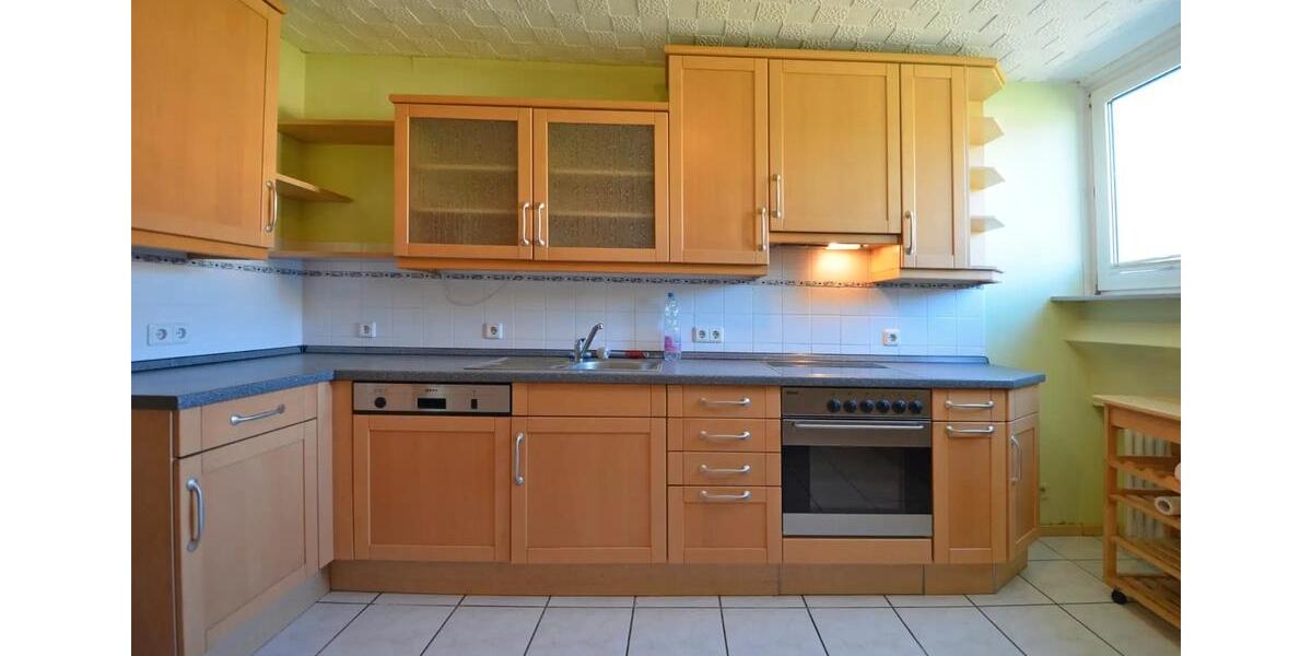 Dachgeschoßwohnung Trier Nord - 2 Zimmer, 94 m&sup2;, 890&euro; | Angebot:26105478