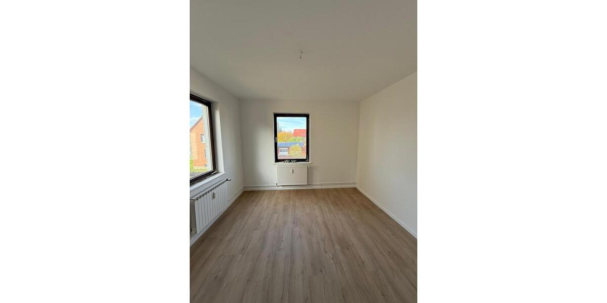 renovierte kernsanierte 4 Zimmer - Wohnung in Zentraumsnähe 4 zimmer