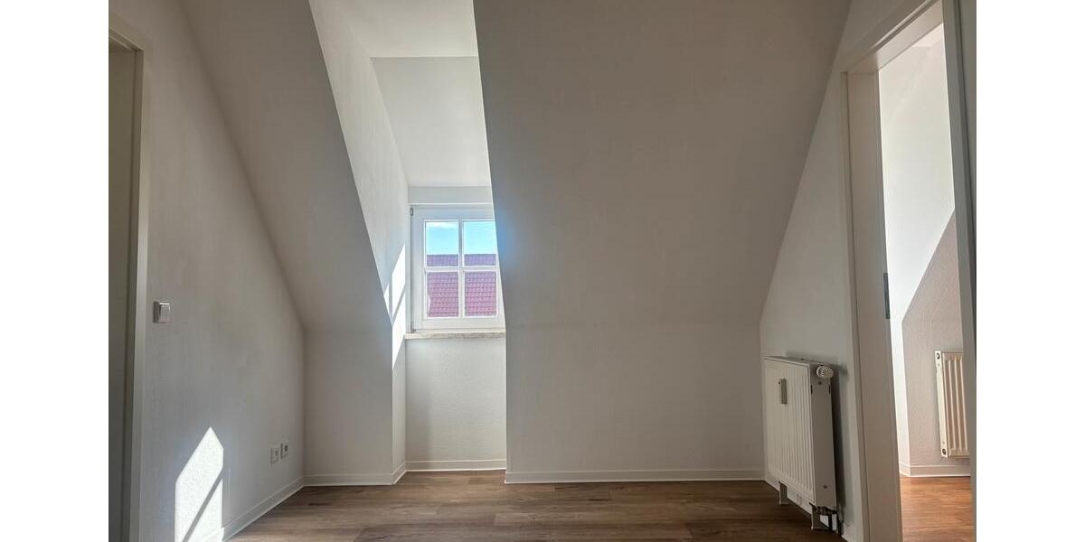 Dachgeschoßwohnung Geithain - 2 Zimmer, 60 m&sup2;, 340&euro; | Angebot:25907608