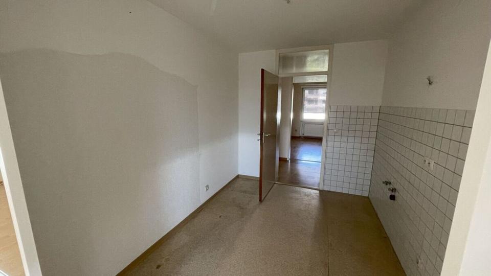 Helle 3,5-Zimmer-Wohnung mit Balkon in Saarbrücken-Eschberg 3 zimmer