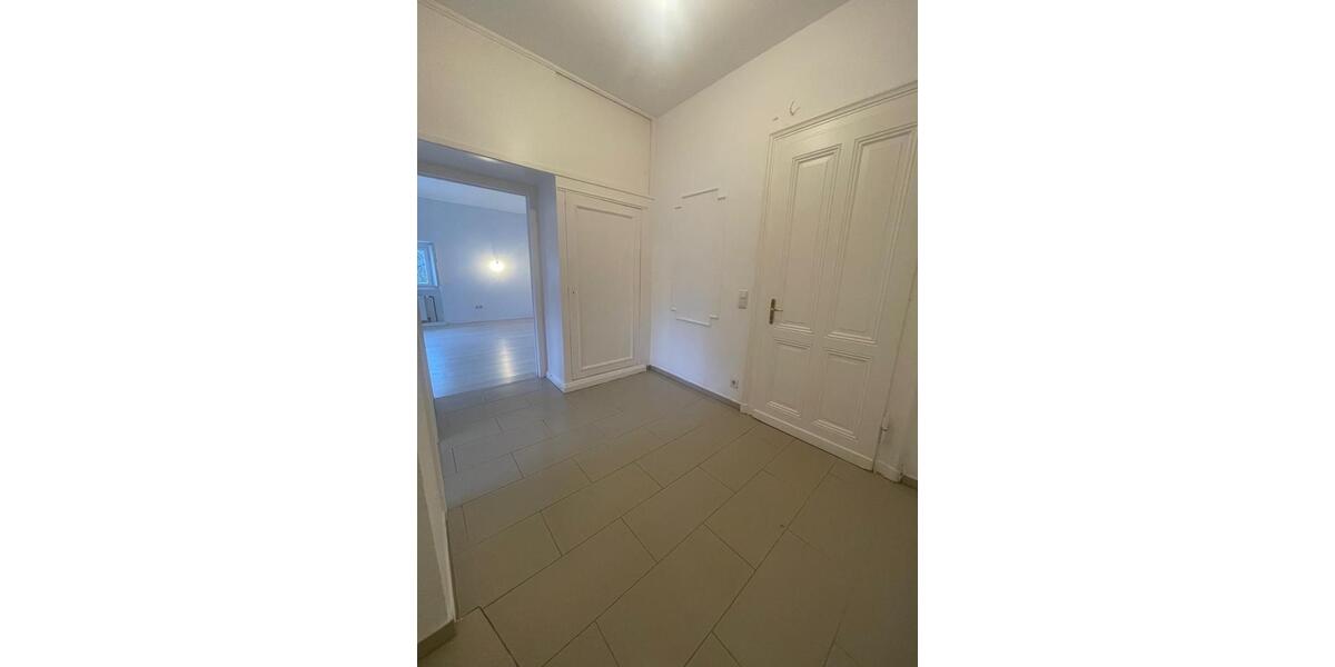 Dachgeschoßwohnung Wuppertal Brill - 3 Zimmer, 120 m&sup2;, 850&euro; | Angebot:26543511
