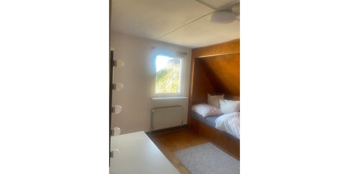 Wohnen auf Zeit Tübingen Schönblick / Winkelwiese - 1 Zimmer, 13 m&sup2;, 590&euro; | Angebot:25540321