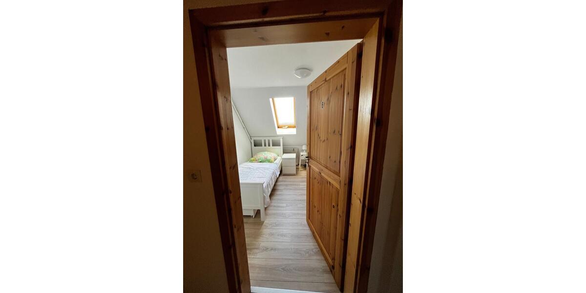 Wohnen auf Zeit Hemmingen - 10 Zimmer, 10 m&sup2;, 30&euro; | Angebot:20249374