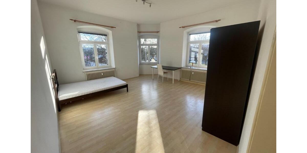 Wohnen auf Zeit Mittweida - 1 Zimmer, 20 m&sup2;, 320&euro; | Angebot:24515496