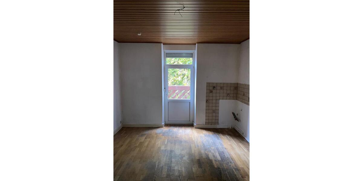 Etagenwohnung Pirmasens Fehrbach - 4.5 Zimmer, 103 m&sup2;, 715&euro; | Angebot:26381939
