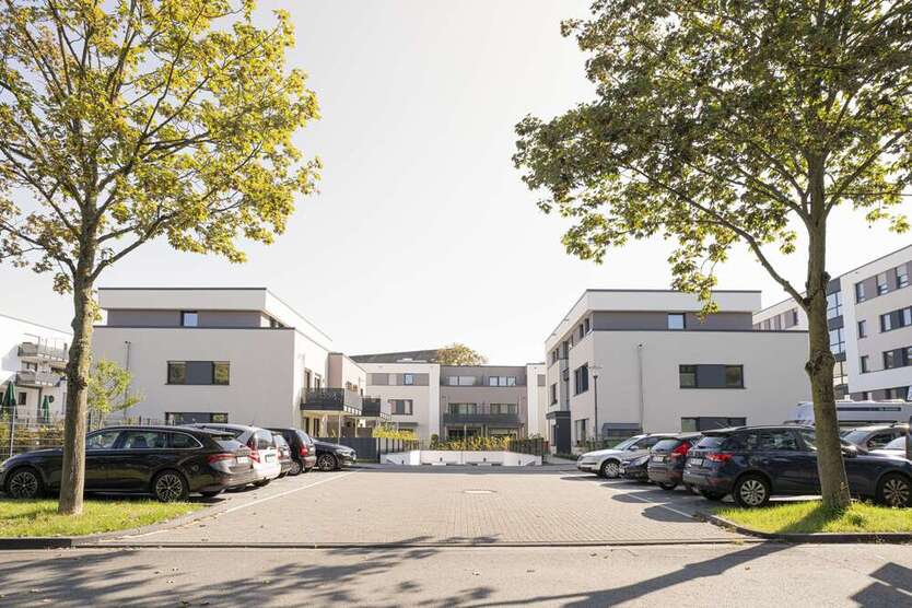 Wohnung zum Mieten in Köln 2.500 € 136.37 m² 4 zimmer