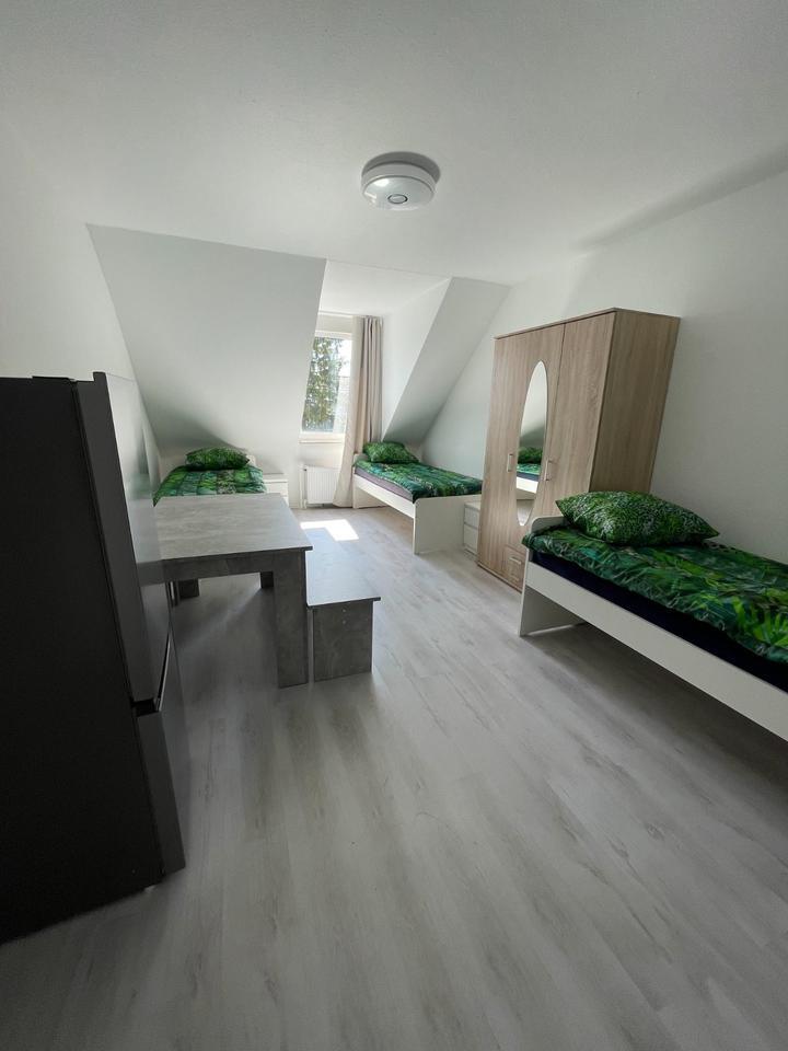 3-Zimmer-MonteurWohnung in Duisburg. MAX 8 Personen