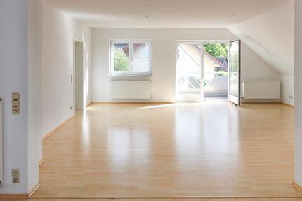 Ihr neues Zuhause mit Wohlfühlfaktor – 4 Zimmer und Balkon im Grünen von Dipperz-Armenhof 4 zimmer