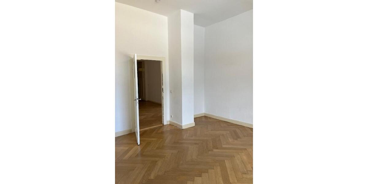 Etagenwohnung Blankenburg (Harz) - 3 Zimmer, 126 m&sup2;, 670&euro; | Angebot:21395487