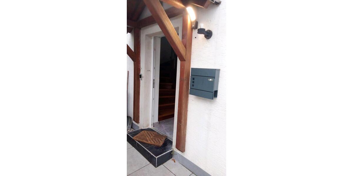 Etagenwohnung Lügde - 5 Zimmer, 160 m&sup2;, 1.150&euro; | Angebot:25064591