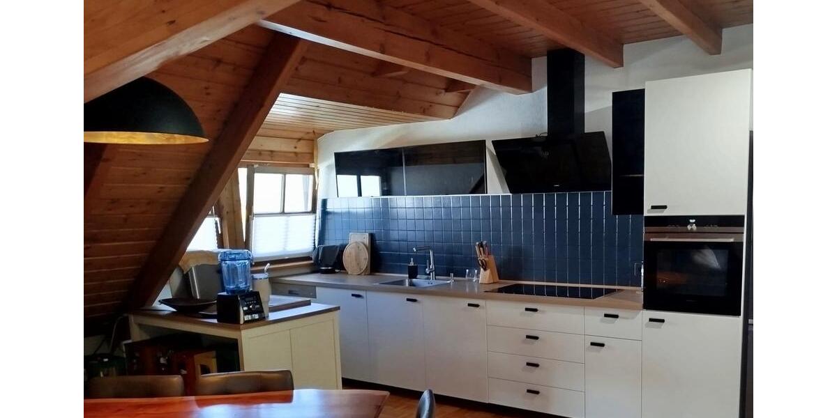 Dachgeschoßwohnung Leidersbach - 1 Zimmer, 75 m&sup2;, 700&euro; | Angebot:24802547