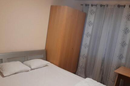 Wohnen auf Zeit Untermeitingen - 1 Zimmer, 12 m&sup2;, 600&euro; | Angebot:26613330