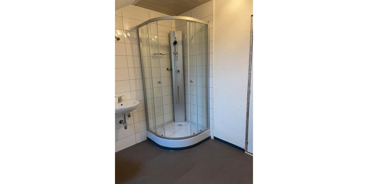 Dachgeschoßwohnung Sulzbach (Saar) - 2 Zimmer, 70 m&sup2;, 700&euro; | Angebot:25998931