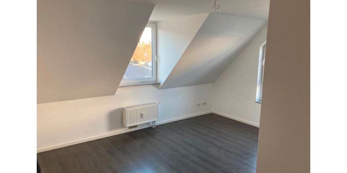 Dachgeschoßwohnung Gummersbach Hepel - 3 Zimmer, 70 m&sup2;, 380&euro; | Angebot:26701756