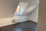Dachgeschoßwohnung Gummersbach Hepel - 3 Zimmer, 70 m&sup2;, 380&euro; | Angebot:26701756