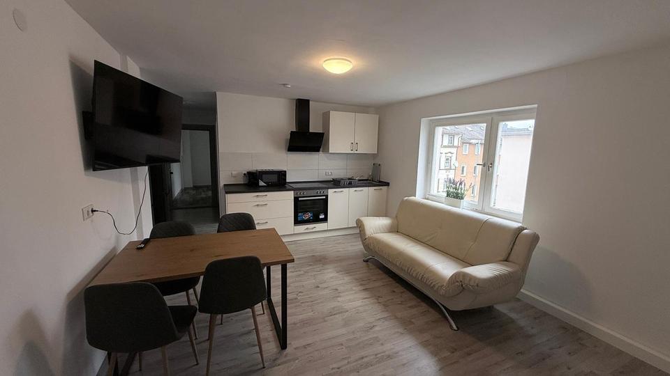 Wohnen auf Zeit Helmbrechts - 3 Zimmer, 100 m&sup2;, 25&euro; | Angebot:23566853