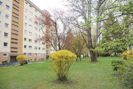 Wohnung Nürnberg Zerzabelshof - 2 Zimmer, 70 m&sup2;, 695&euro; | Angebot:26658276
