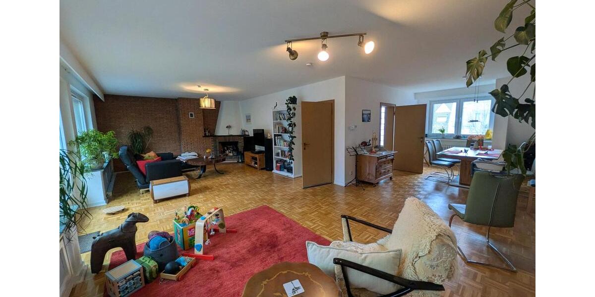Maisonettenwohnung Düsseldorf Stadtbezirk 2 - 3.5 Zimmer, 151 m&sup2;, 1.600&euro; | Angebot:26640760