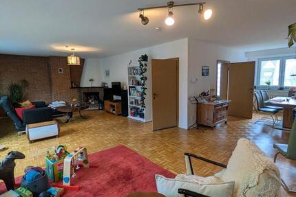 Wohnung Düsseldorf Stadtbezirk 2 - 3.5 Zimmer, 151 m&sup2;, 1.600&euro; | Angebot:26640760