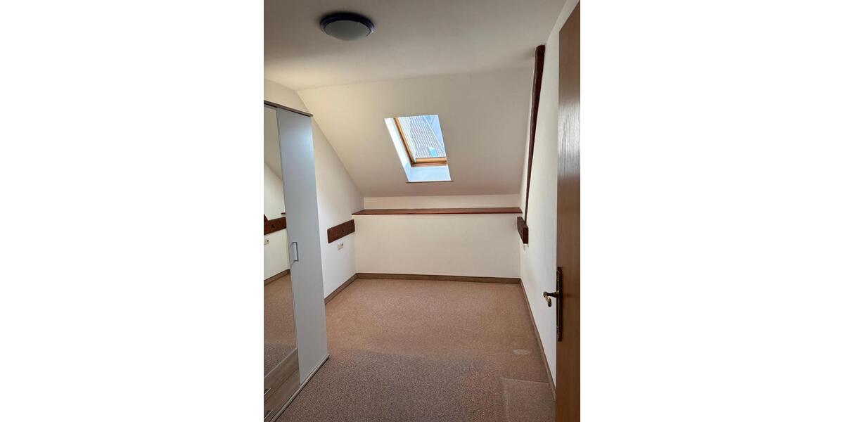 Dachgeschoßwohnung Hechingen - 2 Zimmer, 60 m&sup2;, 600&euro; | Angebot:26534641