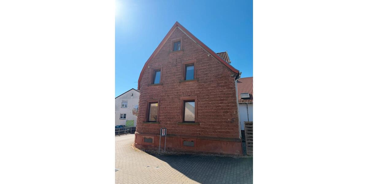 Einfamilienhaus Katzweiler - 5 Zimmer, 193 m&sup2;, 1.400&euro; | Angebot:26705276