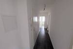 3 Zimmer, Küche, Diele, Bad und großer Balkon im 2. Obergeschoss
