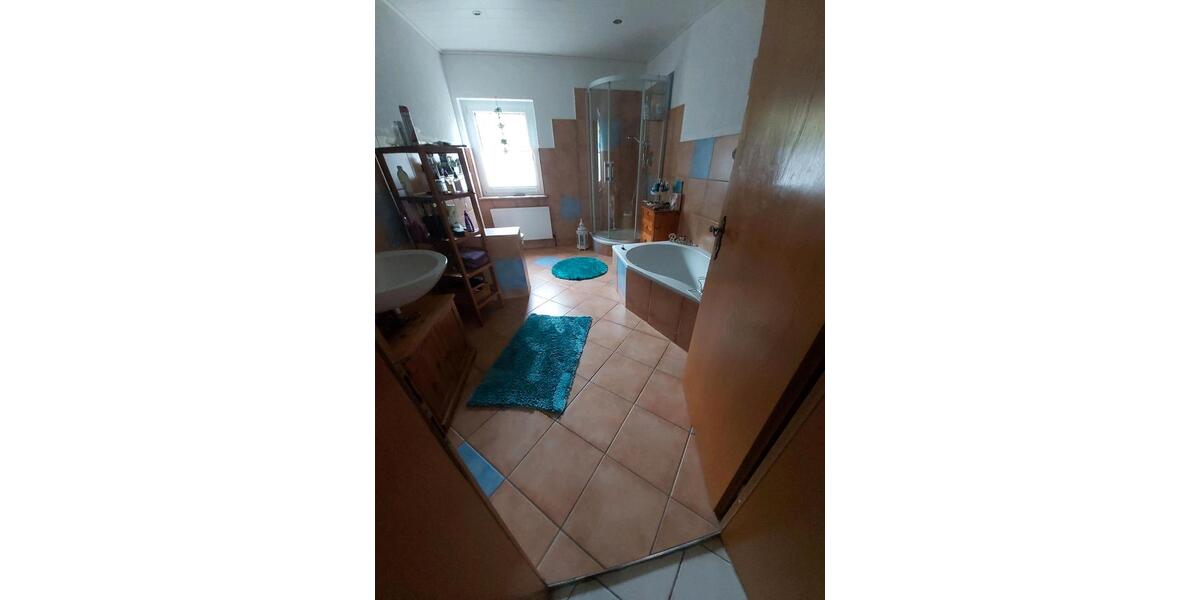 Etagenwohnung Gudensberg - 4 Zimmer, 125 m&sup2;, 990&euro; | Angebot:24846680