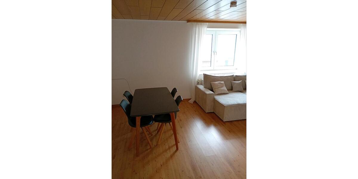 Etagenwohnung Borgholzhausen - 2 Zimmer, 75 m&sup2;, 600&euro; | Angebot:26048110