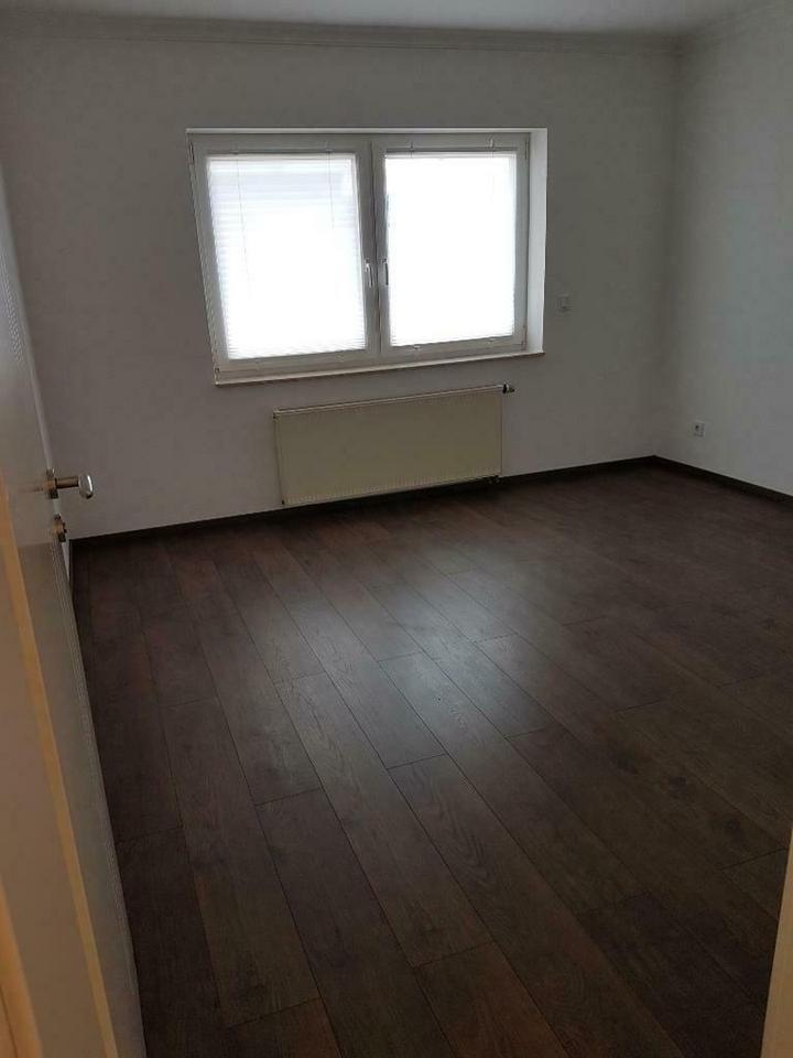 Wunderschöne Wohnung im Bungalow EG mit Klimaanlage zu vermieten zimmer