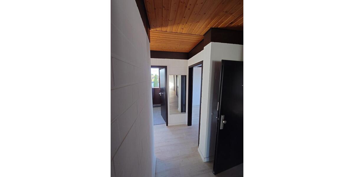 Einfamilienhaus Hameln - 4 Zimmer, 129 m&sup2;, 1.250&euro; | Angebot:26604211