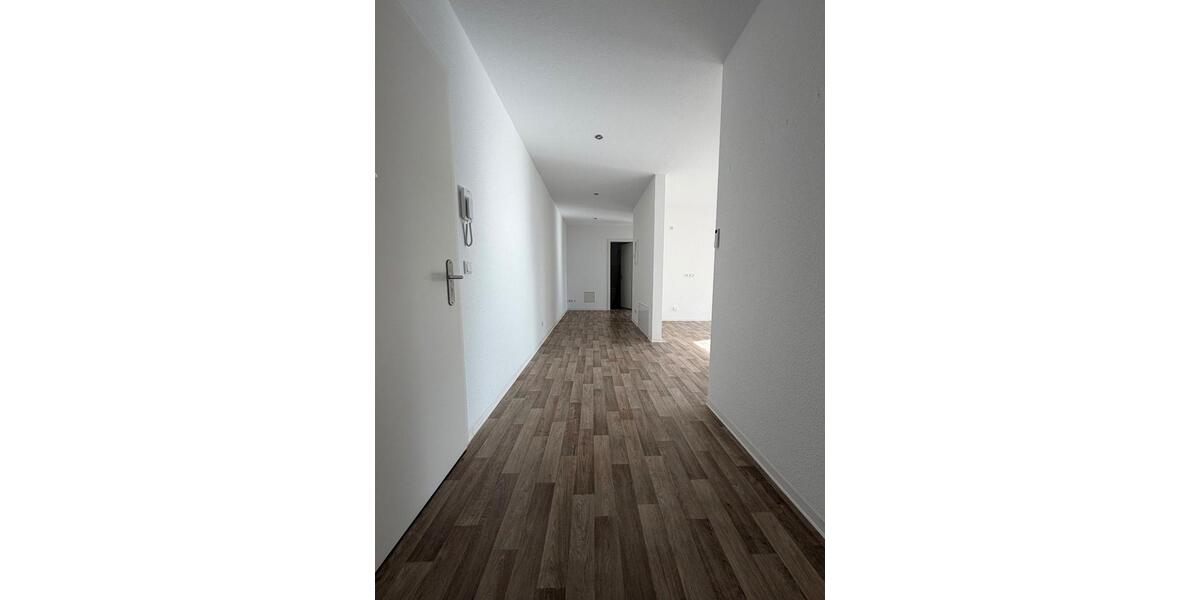 Etagenwohnung Bitterfeld-Wolfen Wolfen - 2 Zimmer, 79 m&sup2;, 590&euro; | Angebot:26003571