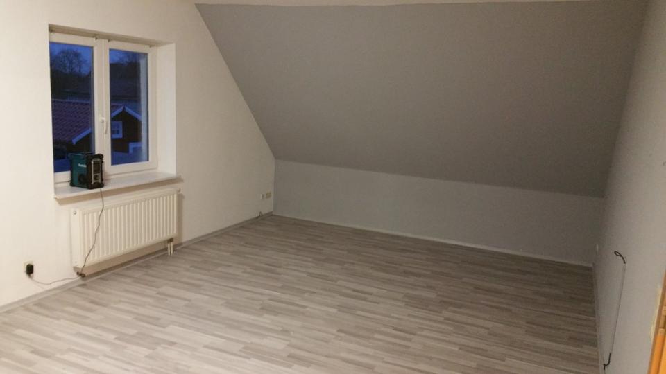 Dachgeschoßwohnung Leck - 3 Zimmer, 95 m&sup2;, 650&euro; | Angebot:25057210