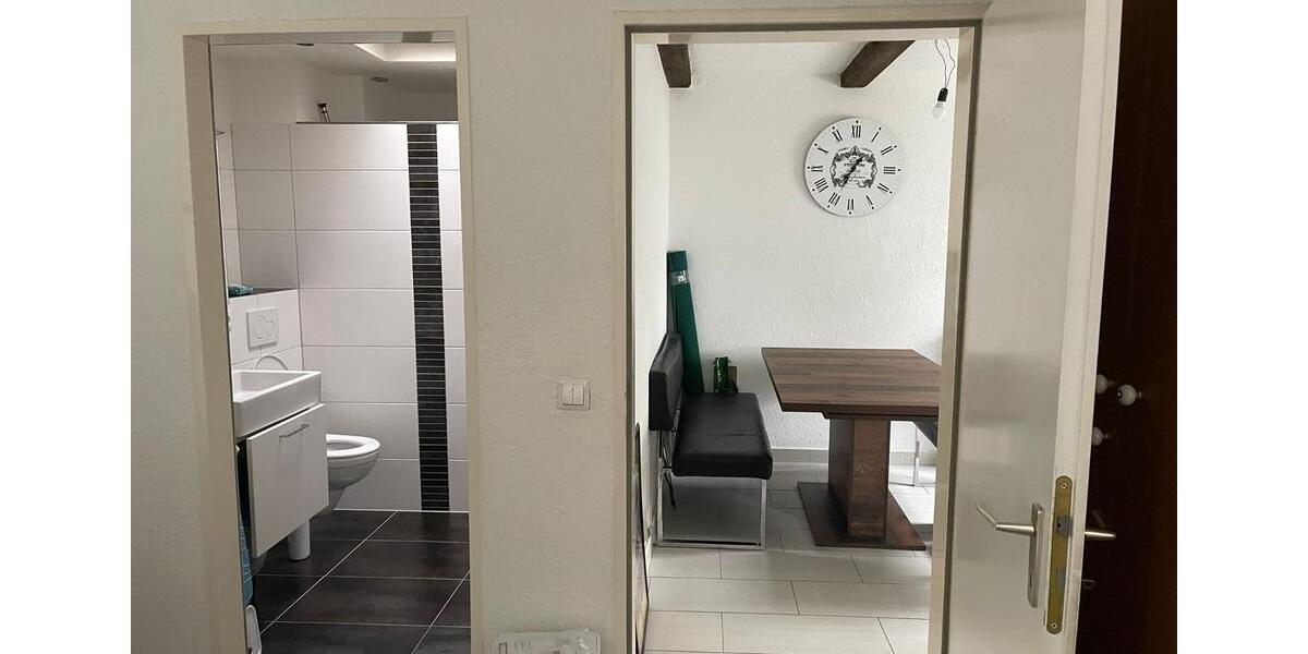 Etagenwohnung Traunreut Irsing - 1.5 Zimmer, 42 m&sup2;, 560&euro; | Angebot:25124458