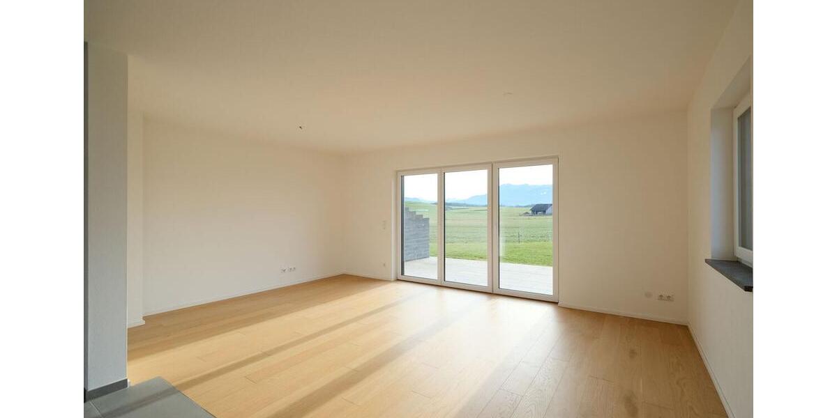 Diesen Ausblick schon beim Aufwachen genießen Großzügige Doppelhaushälfte in Aidling 4 zimmer