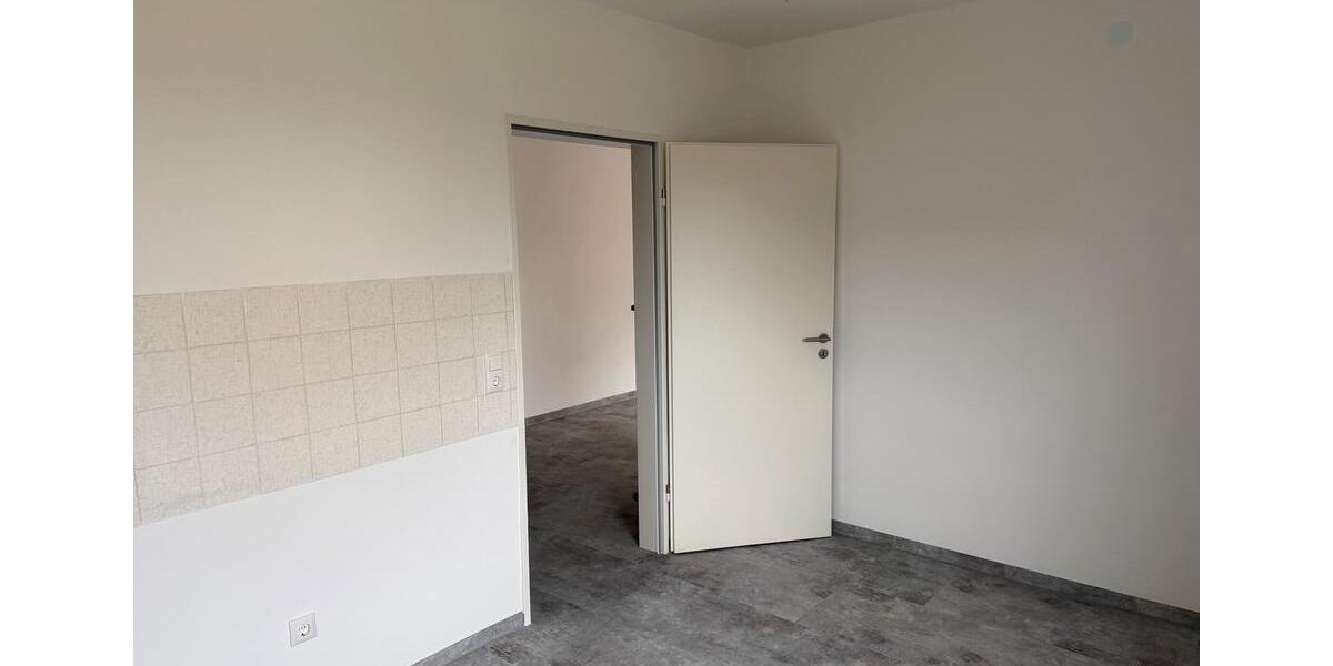Erdgeschoßwohnung Bayreuth City - 4.5 Zimmer, 105 m&sup2;, 1.200&euro; | Angebot:26560547
