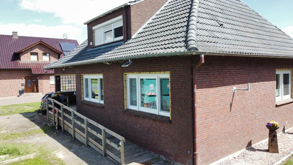 Bungalow Westoverledingen - 4 Zimmer, 170 m&sup2;, 1.350&euro; | Angebot:24401851