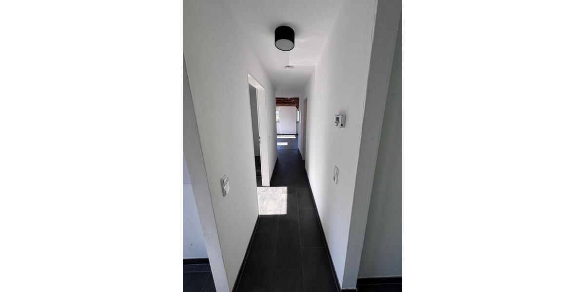 Etagenwohnung Wuppertal - 2.5 Zimmer, 76 m&sup2;, 725&euro; | Angebot:26423994