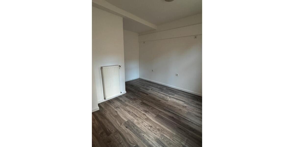 Etagenwohnung Göttingen Oststadt - 5 Zimmer, 95 m&sup2;, 1.890&euro; | Angebot:25877097