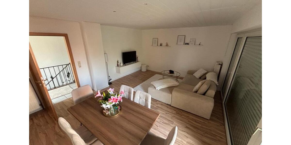 Dachgeschoßwohnung Friesoythe - 3 Zimmer, 110 m&sup2;, 750&euro; | Angebot:26587343