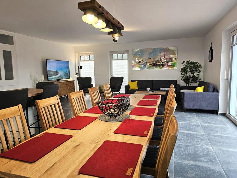 Ostern, neues Ferienhaus für die ganze Familie mit Hund, Ostsee