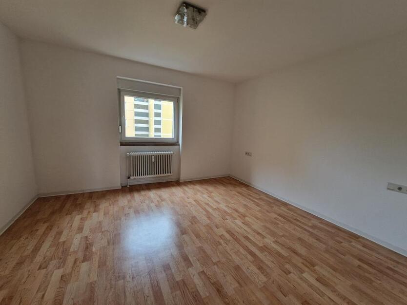 2-Zimmer-Wohnung mit Balkon in Saarbrücken zu vermieten